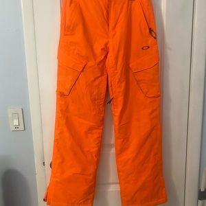 Oakley small ski/snowboard pant